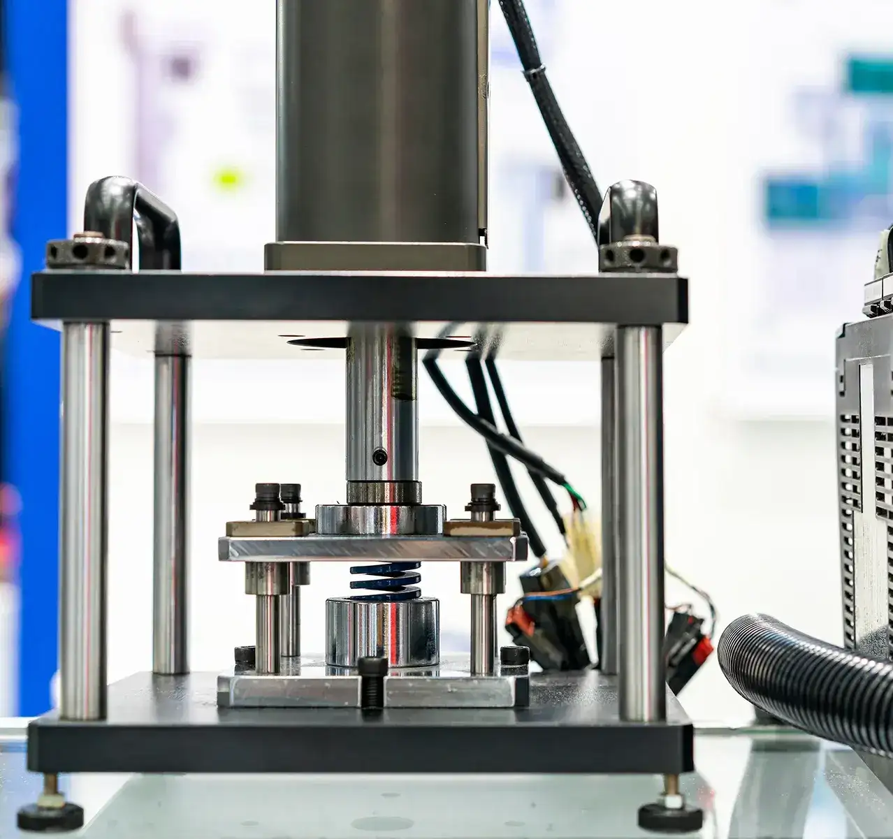 Force & Load Cell Calibration